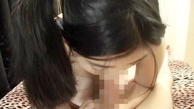 美脚才女強烈シゴキ顔騎