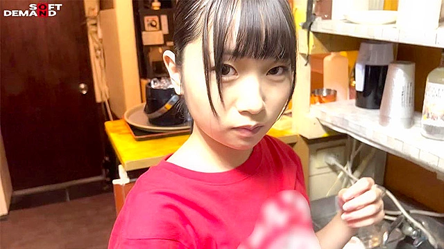 バイトSEX動画 居酒屋アルバイトスタッフ みおう 20歳 大学生