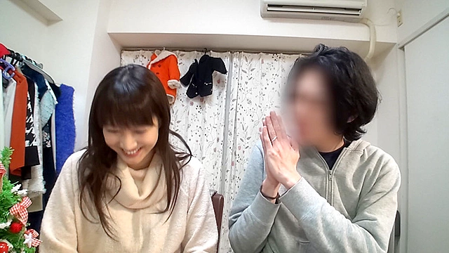 「寝取られ願望」自慢の妻をソープランドで体験入店！夫に頼まれ入店した新人人妻ソープ嬢は押しの弱さにつけ込まれ、初めての接客で生中出しを受け入れる？受け入れない？