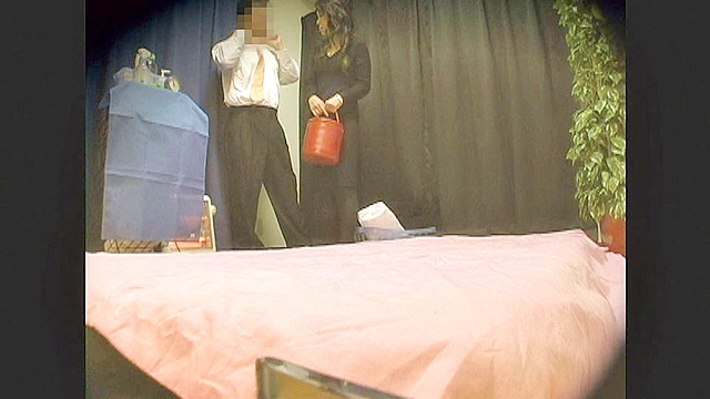 ○撮～風俗に堕ちた人妻