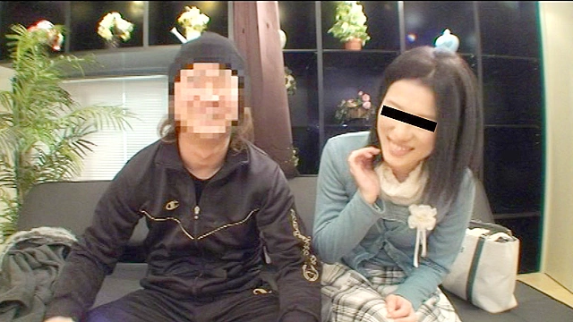 別々に釣り上げた素人男女が車の中で御対面13