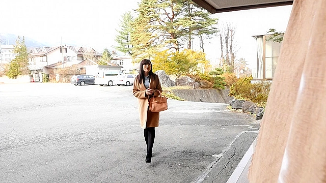 「湯けむり奥様ひとり旅」 菅野礼奈