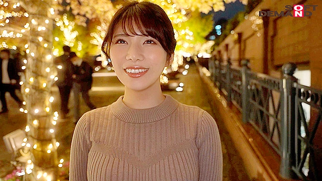 なんと恋愛経験ほぼなし！引っ込み思案な美人保育士さん 伊吹玲奈 28歳 AV DEBUT