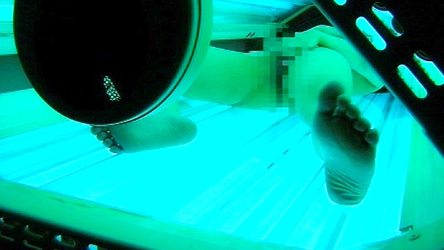 日焼けギャルの裸を○撮しようと思ったらオナニー映像が撮れちゃいました。4