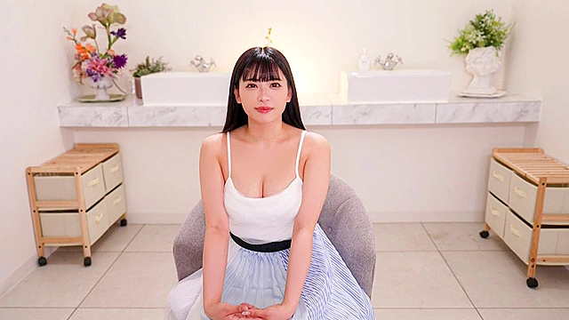 マシュマロHカップ巨乳美女がハマる性感ぬるぬる絶頂オイルマッサージ 花柳杏奈