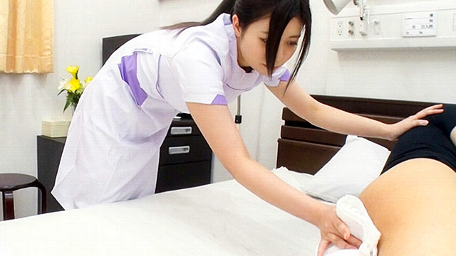 普通の女の子がAV女優になるまでの軌跡にカメラが密着！ご奉仕大好き「フェラの天才」 現役巨乳看護師 ゆうかちゃん（23） AV debut！！