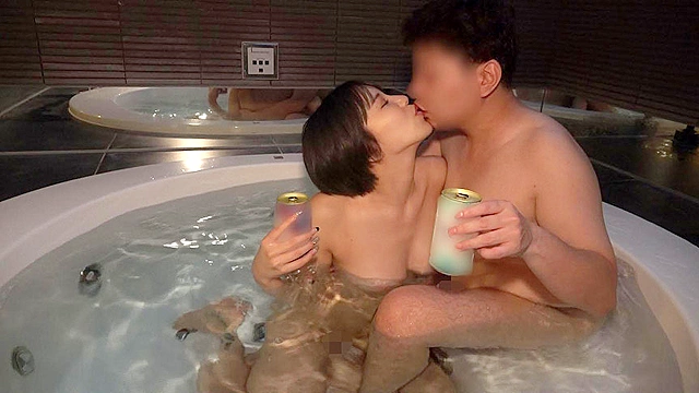 イチャイチャ二人きり生ラブホお泊まり会 藤子みお