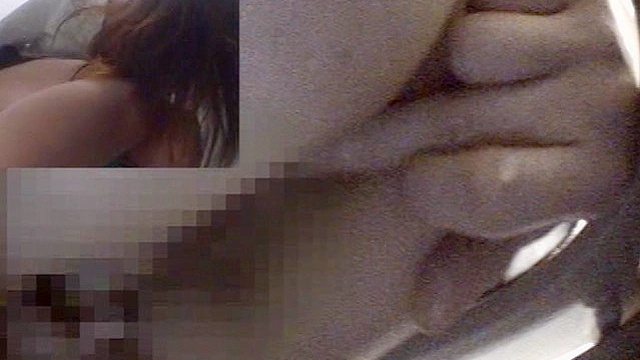 熟女がトイレでアナルオナニー DX 4時間