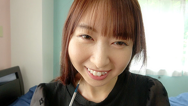 「綺麗なお姉さんの耳を筆で、そしてブラシで足裏をくすぐりました」堂本未來 （2）