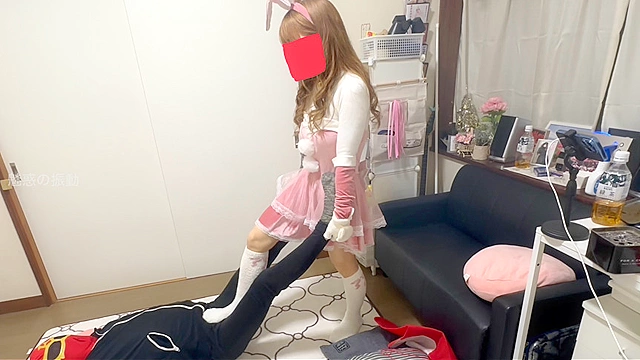 X女王様のクリスマスプレゼントは電気アンマ寸止め地獄の刑！てかプレゼントなのに刑ってなんだよ！