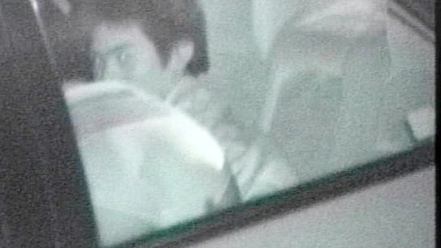 ○撮 不自然に揺れる車の中では…3