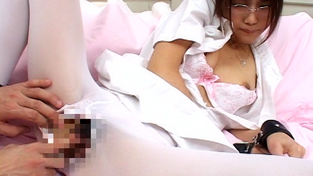 ナースさんの白脚