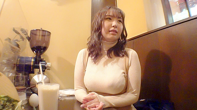 婚活爆乳美女 とあ