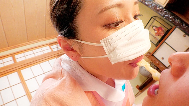 美人訪問ナースの○性スカトロ看護 れいか