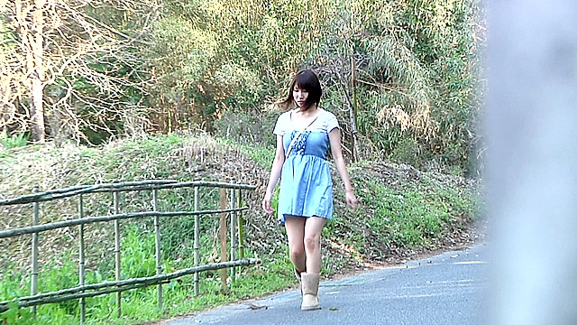 野外素人肛門見せ1