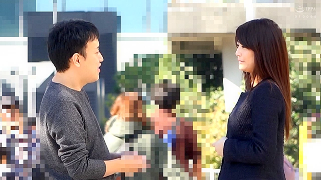 【絶対見ないでください】これだけ美人なら絶対顔バレするだろ…ってレベルの奥さんが昼間からナンパでまさかのお持ち帰り…。ヤられてAV販売された 素人美人妻16人4時間