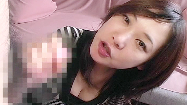 美熟女に叱られながら手コキされたいM男