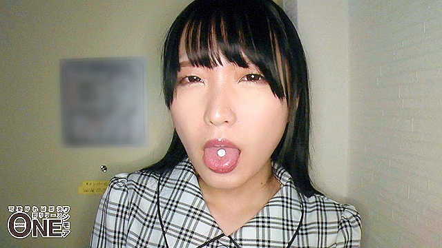 完全主観 地味で真面目な会社の同僚が媚薬漬けに… 日泉舞香