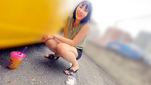 素人美少女とリモコンバイブお散歩3ーNK＆SBY区編ー「もう我慢できません…／／」人混みの中ビクビク震えてイキまくってしまう女子たち！人生初の羞恥プレイでまさかのエロスイッチオン！車移動中も大胆カーオナニー！最後は近くのスタジオで心行くまで生セックス！