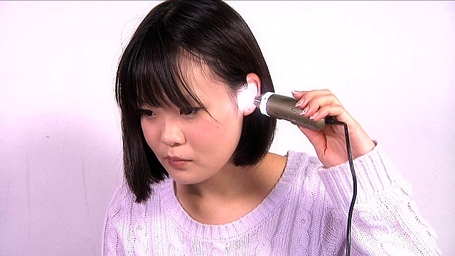 耳フェチ！耳穴観察 愛代さやか