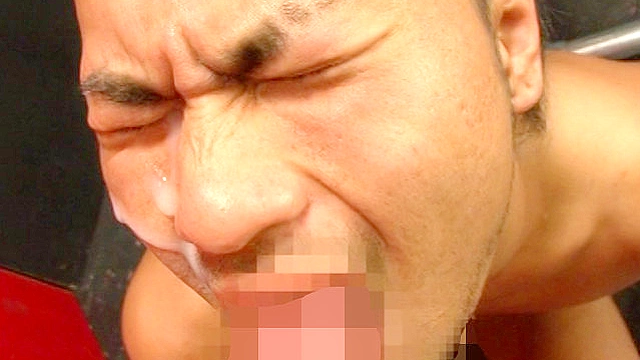 競パンエロ嬲り ～竿師2人に嬲られ2本挿し HARUTO編～