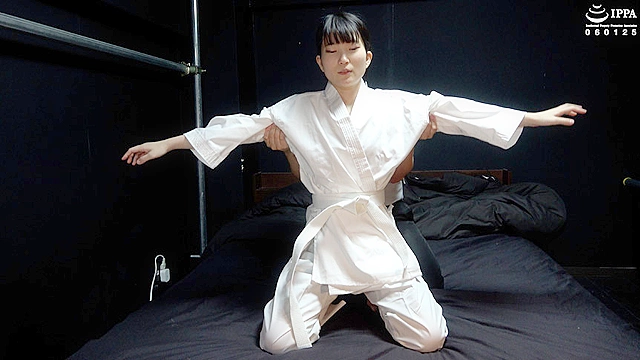 「ドMな道着少女にくすぐり特訓！ 耐えられなければ更にくすぐりのおしおき！」わかしラボVol.041-（6）