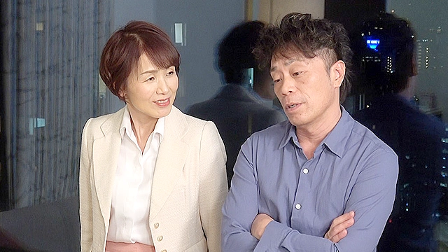 同窓会 昔好きだった子が六十路妻となったが熟した陰部はまだ女ざかりで…