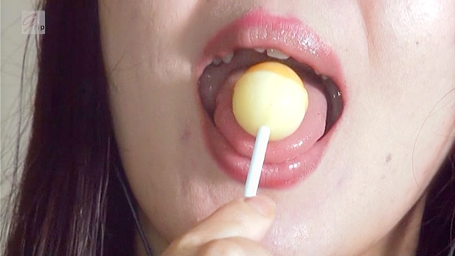 素人OLの咀嚼の音色に癒される午後◎咀嚼とフェラの音