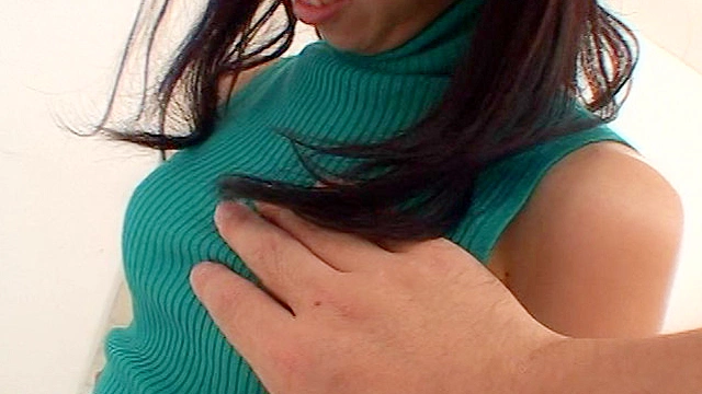 微乳美少女敏感乳首