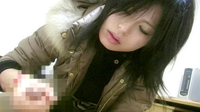 アイドルの皆さん、M男のチ●ポ唾液まみれでいじめてくれませんか？