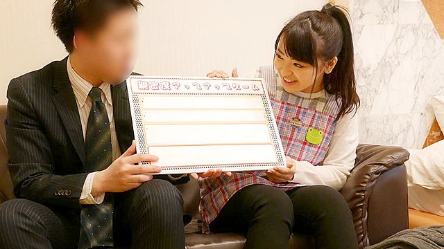コンドームなしのエッチな状況になったらどうなるのかをモニタリング ○○を通わせる先の保育園の美人先生とSEXがしたい！というパパの不倫願望を叶えるために真昼間からラブホで2人っきりでAVを見たらどうなるのか？！ ひばり組 あやか先生（25）