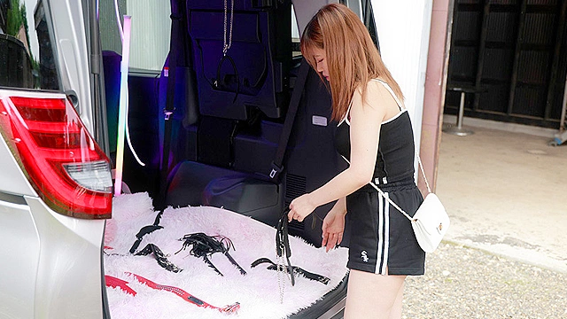 【特殊風俗ドキュメント】拘束M嬢ワンボックスデリヘル