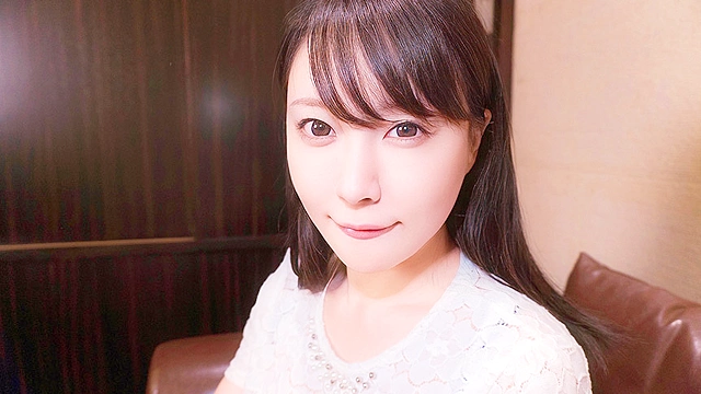 膣発射で逝く快感に中出しを許してしまう美人妻12名