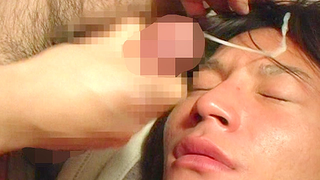 性欲処理現場～トラック野郎と傷心青年の慰め合い～
