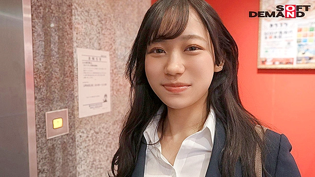 初中出し 会社終わりにホテルで朝までずっとマ●コに精子入れっぱなし… SOD女子社員入社2年目宣伝部 小野寺舞