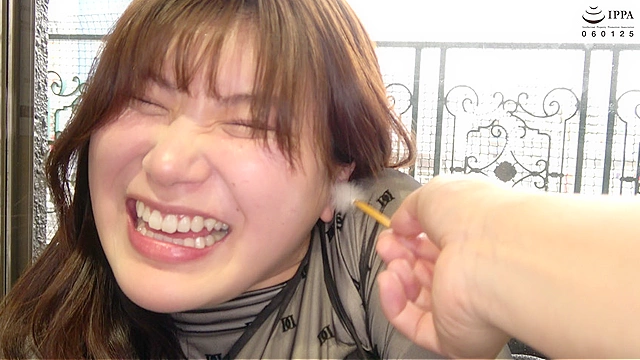 【歯・のどちんこ観察・咀嚼をしながら耳をくすぐられる異色作！】有加里ののか