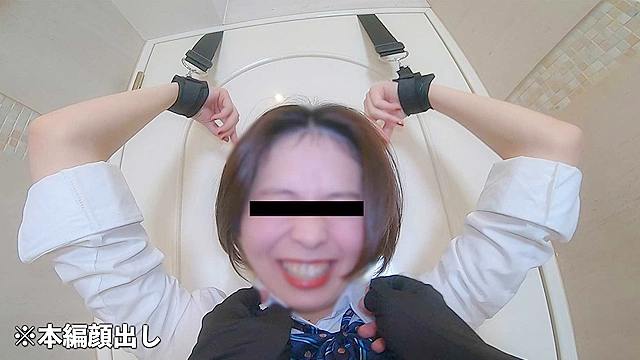拘束くすぐり絶叫BLACK3 蠱惑美女大絶叫大暴れ編