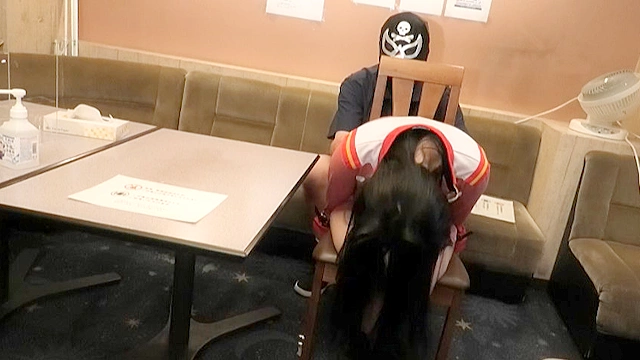 コスプレ美女くすぐり責め