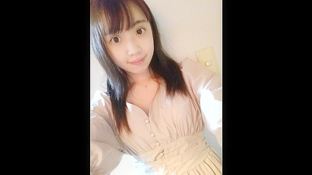 マスク着用を条件に撮影を了承してくれた普通の女子大生 めいちゃん 20歳