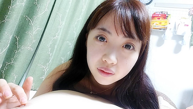 マスク着用を条件に撮影を了承してくれた普通の女子大生 めいちゃん 20歳
