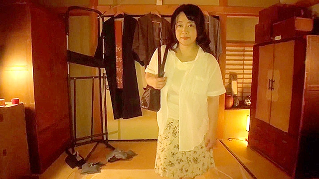 素人わけあり熟女生中出し あやか51歳