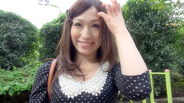 ビデオに出てない可愛い子と会ったその日に3発 色白美肌でマッチョ好きなドM敏感ボディのショップ店員の超絶ヌキ潮絶頂ファック