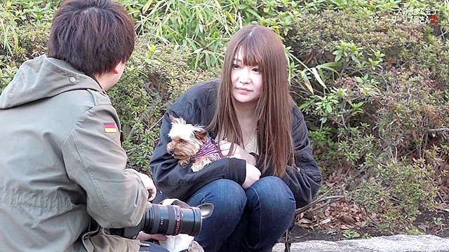 よく犬の散歩で会うスケベな体のスキニージーンズ奥さんとハメたい（2）