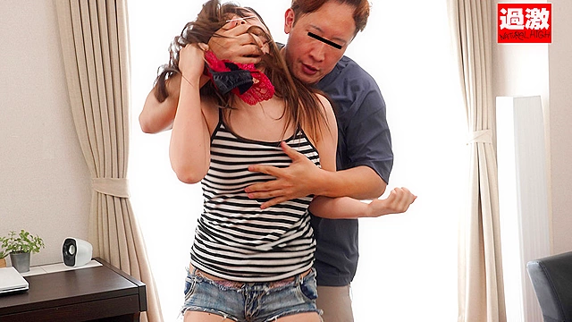 隣に引っ越してきた責められ好き痴女のエッチなお姉さんに乳首舐め正常位で暴発中出しさせられた