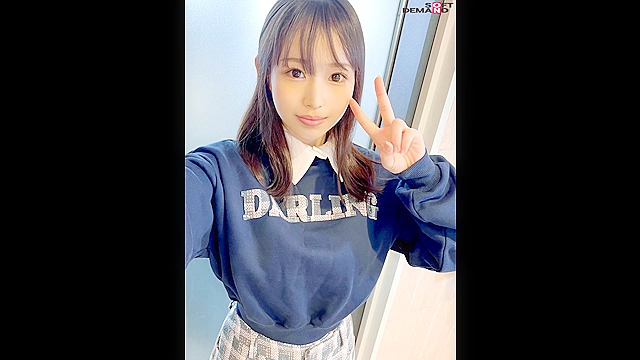 【初撮り】Gカップ美巨乳くびれなファミレス店員 着衣からは想像つかない美ボディの彼女はほろ酔いSEXがお好みでムラムラしてきたら自らボディタッチ 素人系AVを好んで見る電マニスト しずく・20歳
