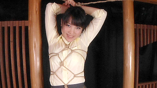 縛り03 菱形手首梁吊るし OL制服