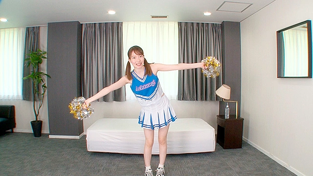 センズリ応援団！オナニー指揮するエッチなオナサポチアリーダー