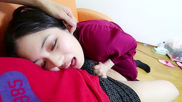 淫乱妊婦ふみの手コキ口内発射（三階堂ふみ）