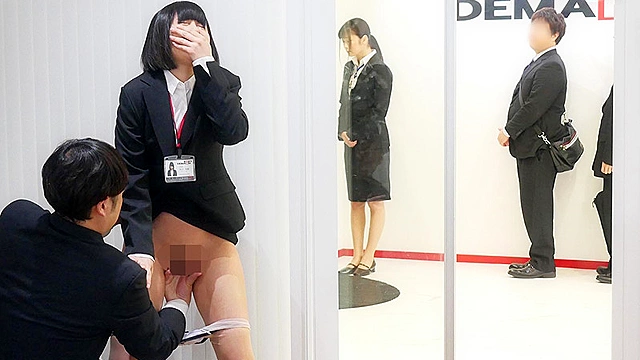 SOD女子社員 絶頂！イキまくり会社説明会2019 就活生の前でお漏らしせずにプレゼン出来るか？！我慢出来ないほどの強イカセに失禁絶頂72回