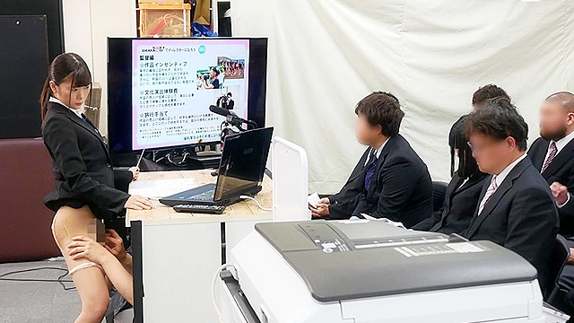 SOD女子社員 絶頂！イキまくり会社説明会2019 就活生の前でお漏らしせずにプレゼン出来るか？！我慢出来ないほどの強イカセに失禁絶頂72回